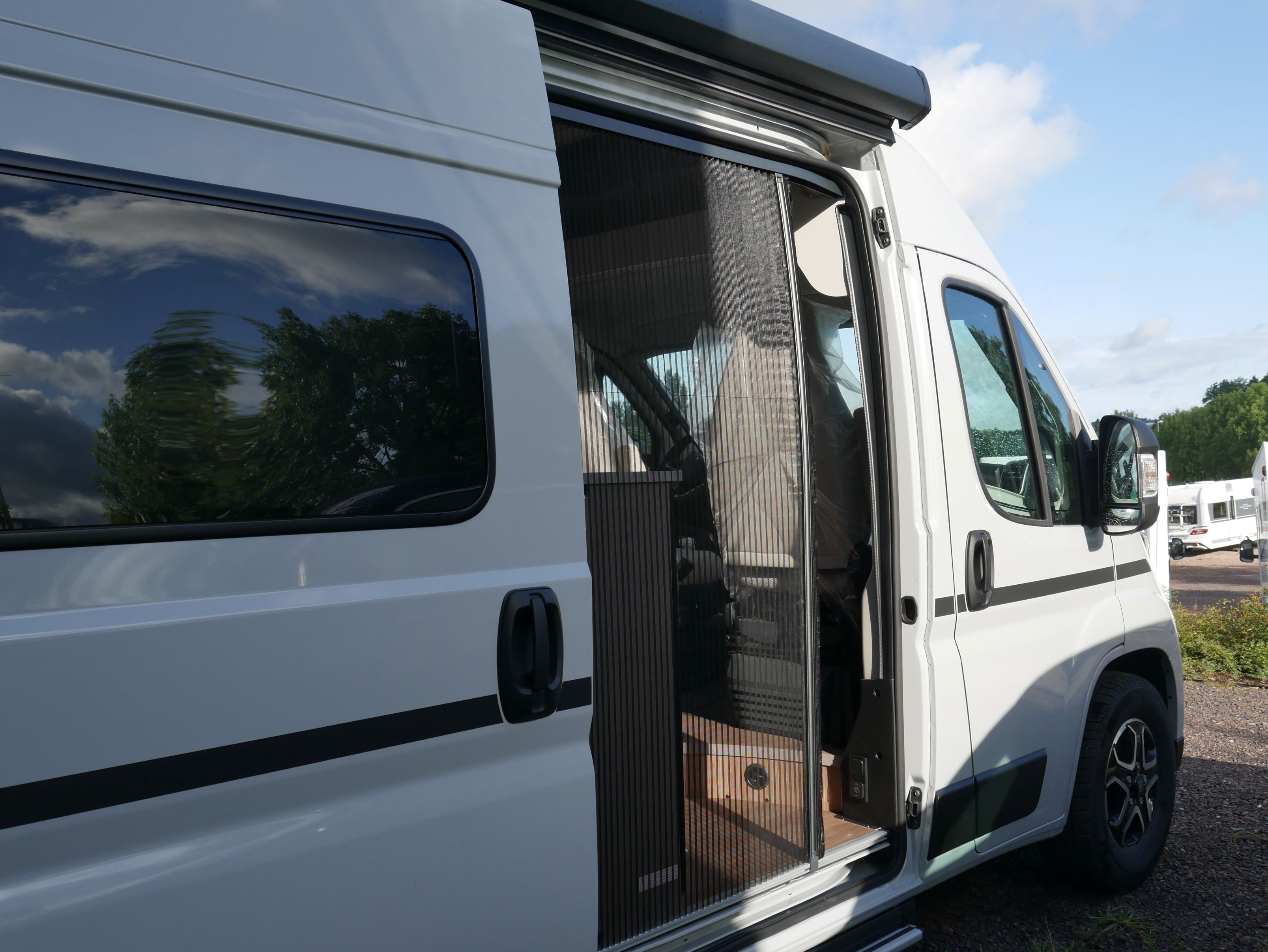 Wohnmobil-Verkauf: Wohnmobil/Kastenwagen Etrusco CV 600 DB mit Schlafdach, Automatik, M+S Alpine Neufahrzeug sofort verfügbar AKTION SIEHE TEXT