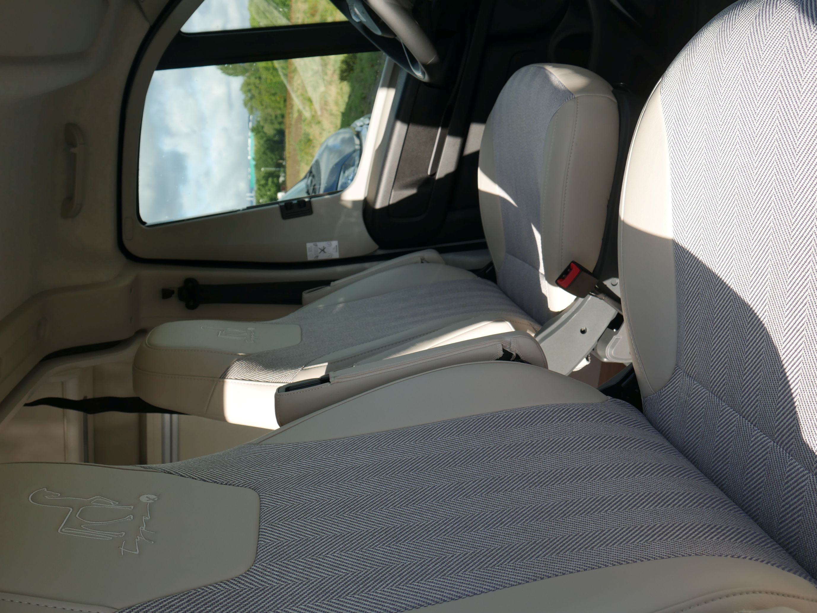 Wohnmobil-Verkauf: Wohnmobil/Kastenwagen Etrusco CV 600 DB mit Schlafdach, Automatik, M+S Alpine Neufahrzeug sofort verfügbar AKTION SIEHE TEXT