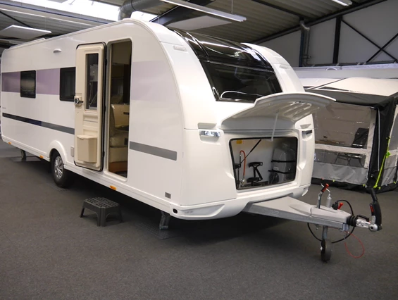 Wohnmobilhändler: Bergische Wohnmobile GmbH