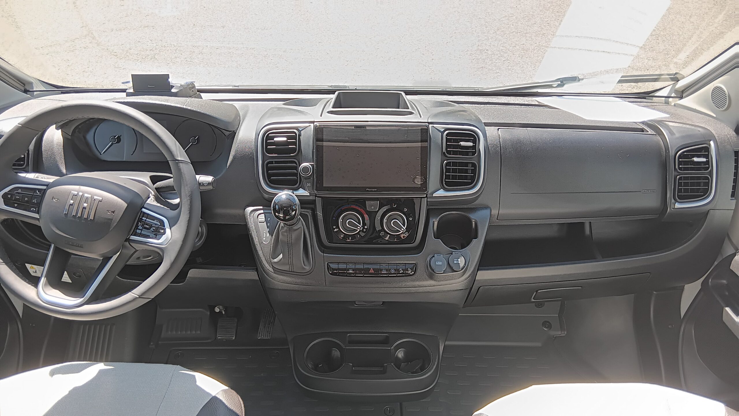 Wohnmobil-Verkauf: Weinsberg CaraCompakt 600 MEG Pepper-Edition