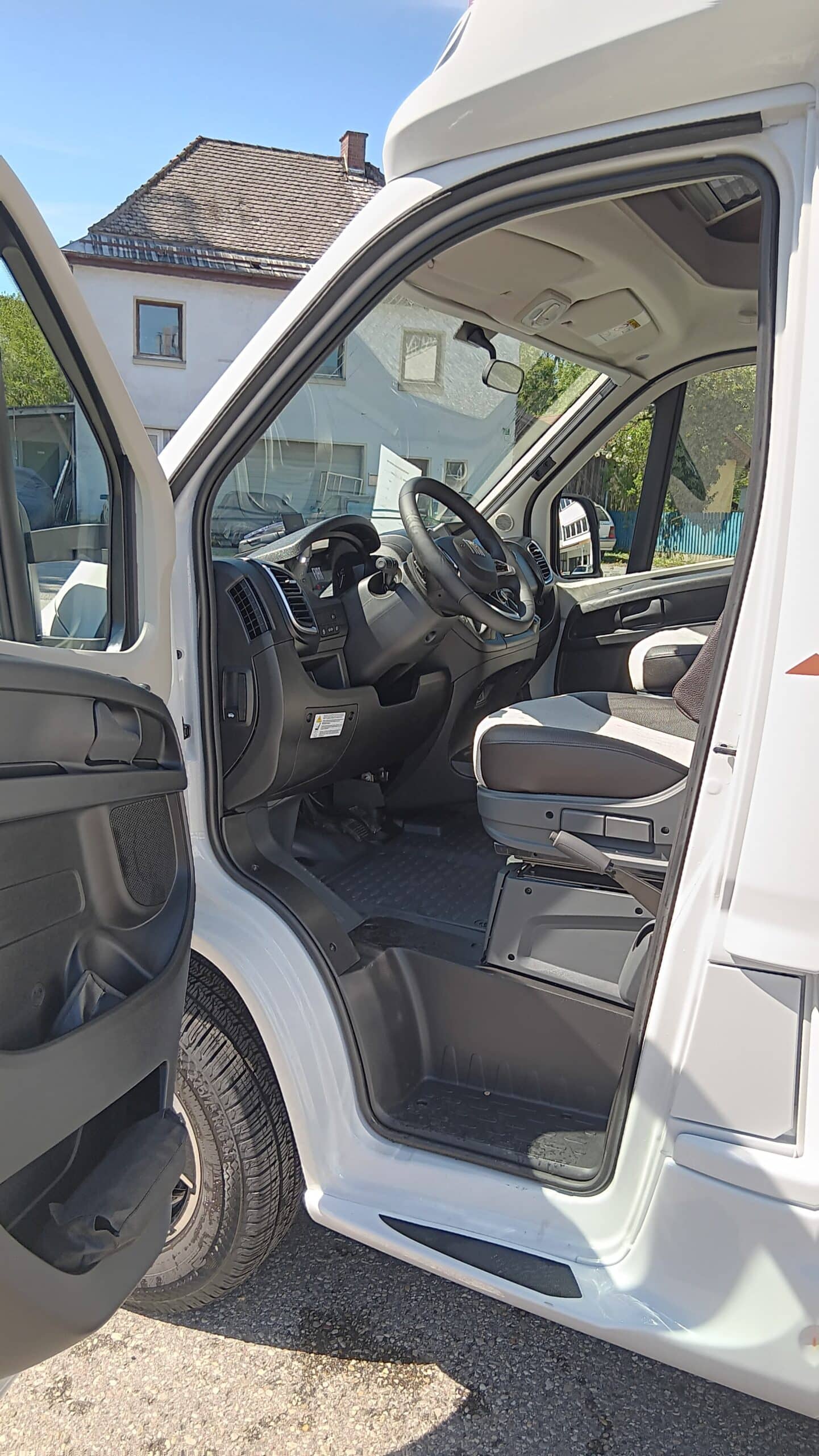 Wohnmobil-Verkauf: Weinsberg CaraCompakt 600 MEG Pepper-Edition