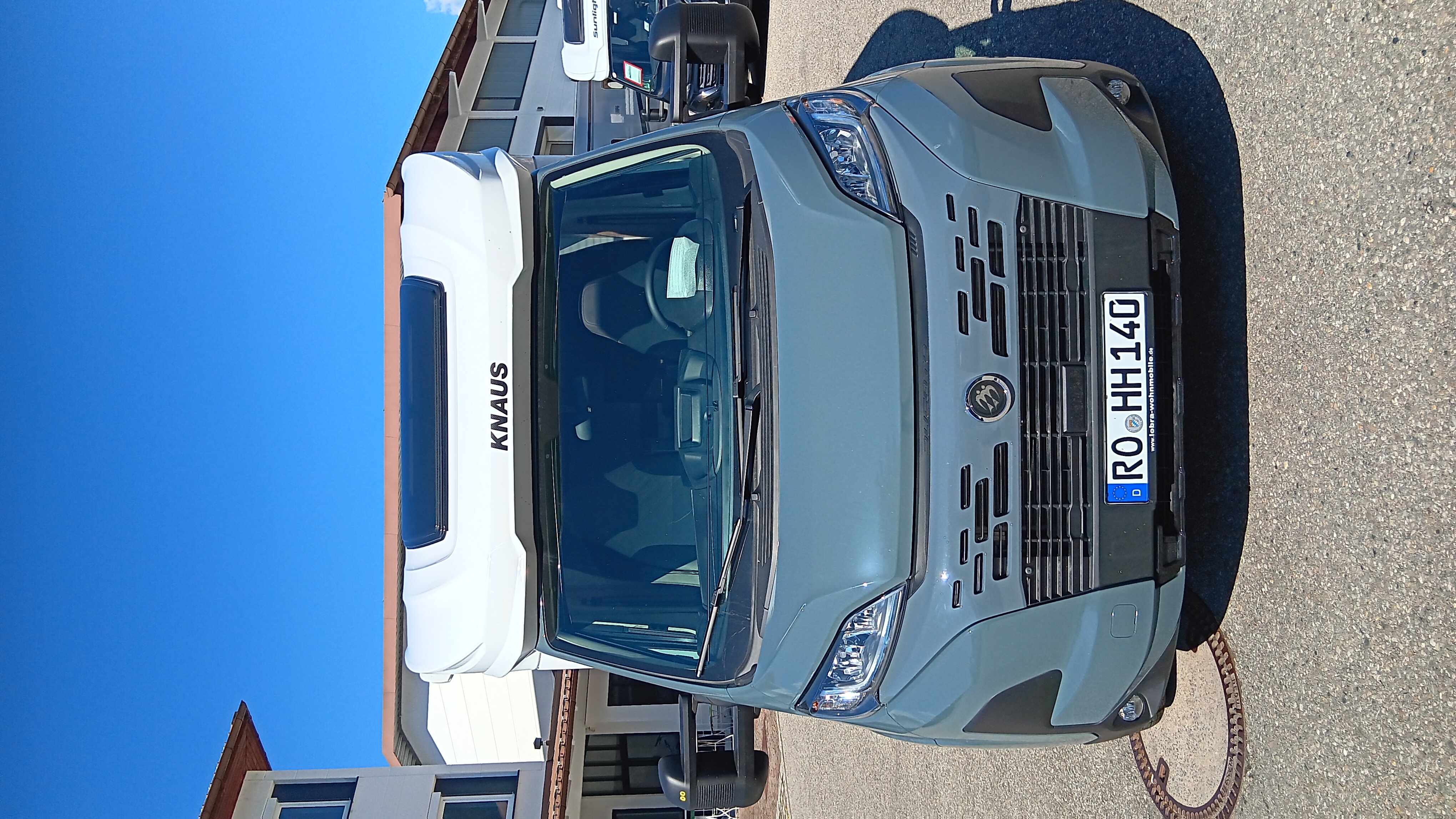 Caravandealer - Aufbauart: Teilintegriert - The Camper Rent GmbH Knaus Live Wave 650 MF Platinum Selection