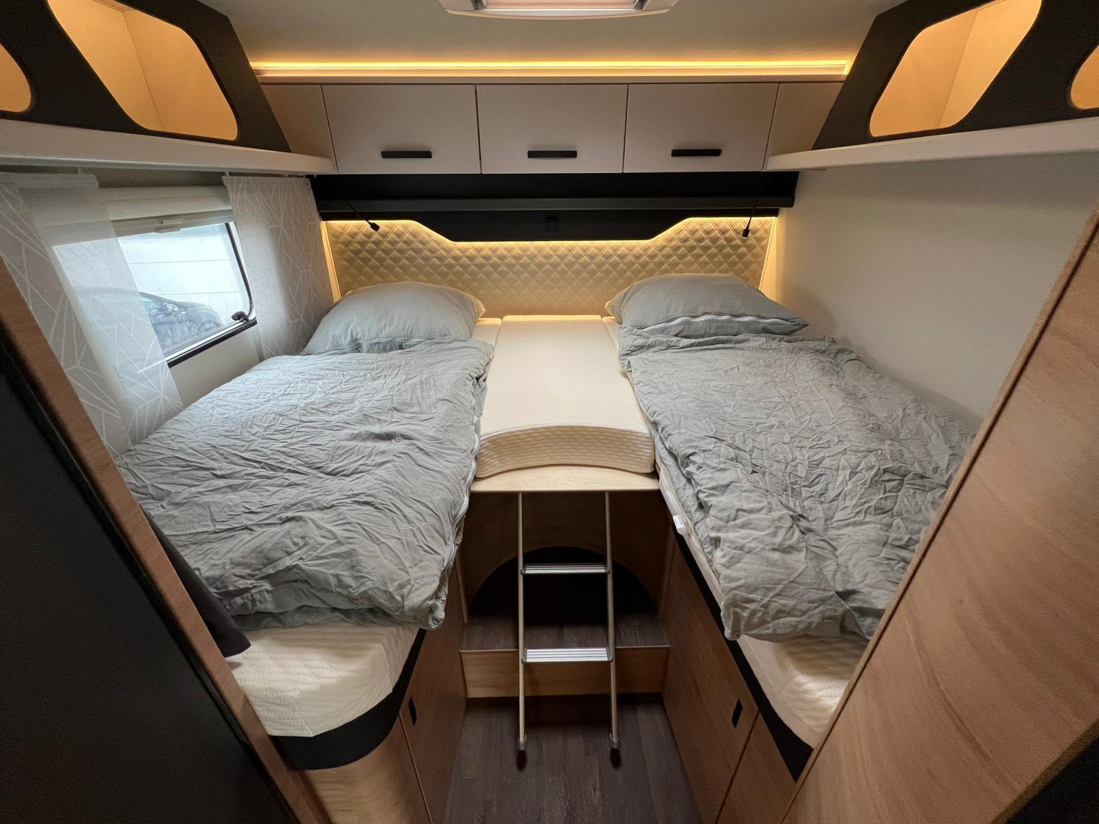 Caravandealer - Aufbauart: Teilintegriert - The Camper Rent GmbH Knaus Live Wave 650 MEG Platinum Selection