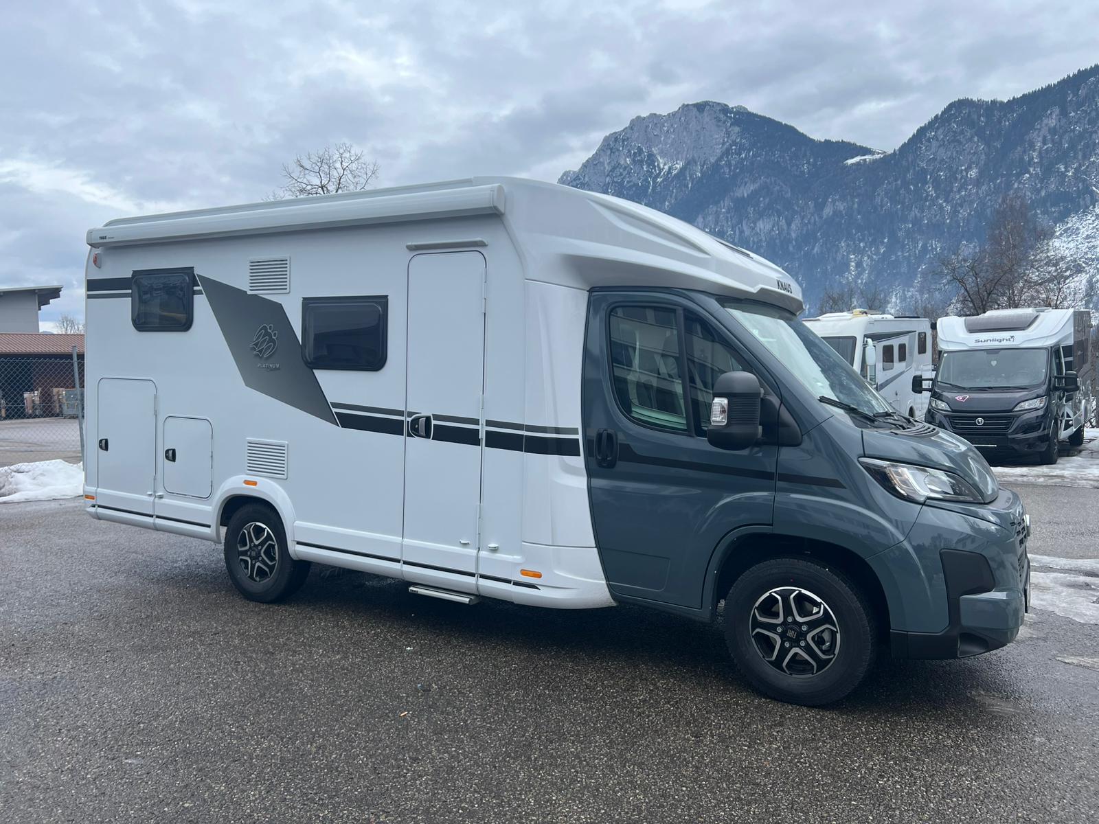 Caravandealer - Aufbauart: Teilintegriert - The Camper Rent GmbH Knaus Live Wave 650 MEG Platinum Selection